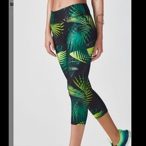 Fabletics Powerhold capri pants